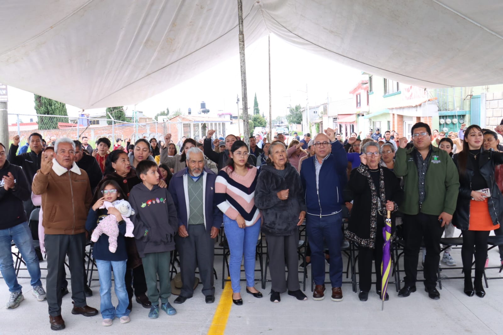 Zinacantepec amplía pavimentación con concreto hidráulico en distintas comunidades